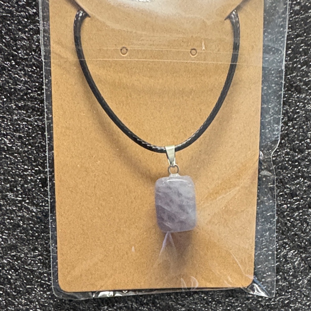 Elegant Purple Stone Pendant Necklace